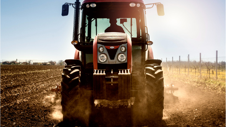 Guía para Elegir el Seguro Ideal para Tractores Agrícolas